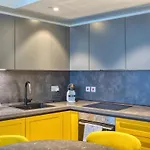 Luxury 1-bedroom At Mercury