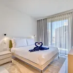 Luxury 1-bedroom At Mercury *