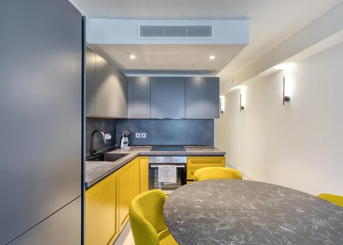 Luxury 1-bedroom At Mercury Appartamento *