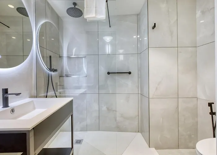 Luxury 1-bedroom At Mercury Appartamento *