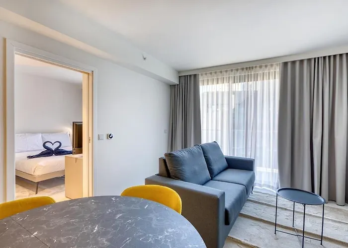 Luxury 1-bedroom At Mercury