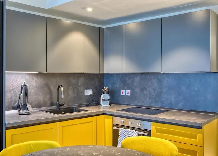 Luxury 1-bedroom At Mercury