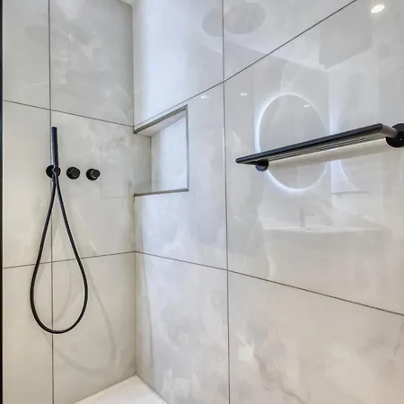 Appartamento Luxury 1-bedroom At Mercury San Giuliano